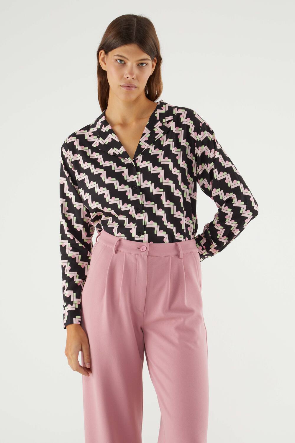 BLACK PINK DIAGONAL TOP