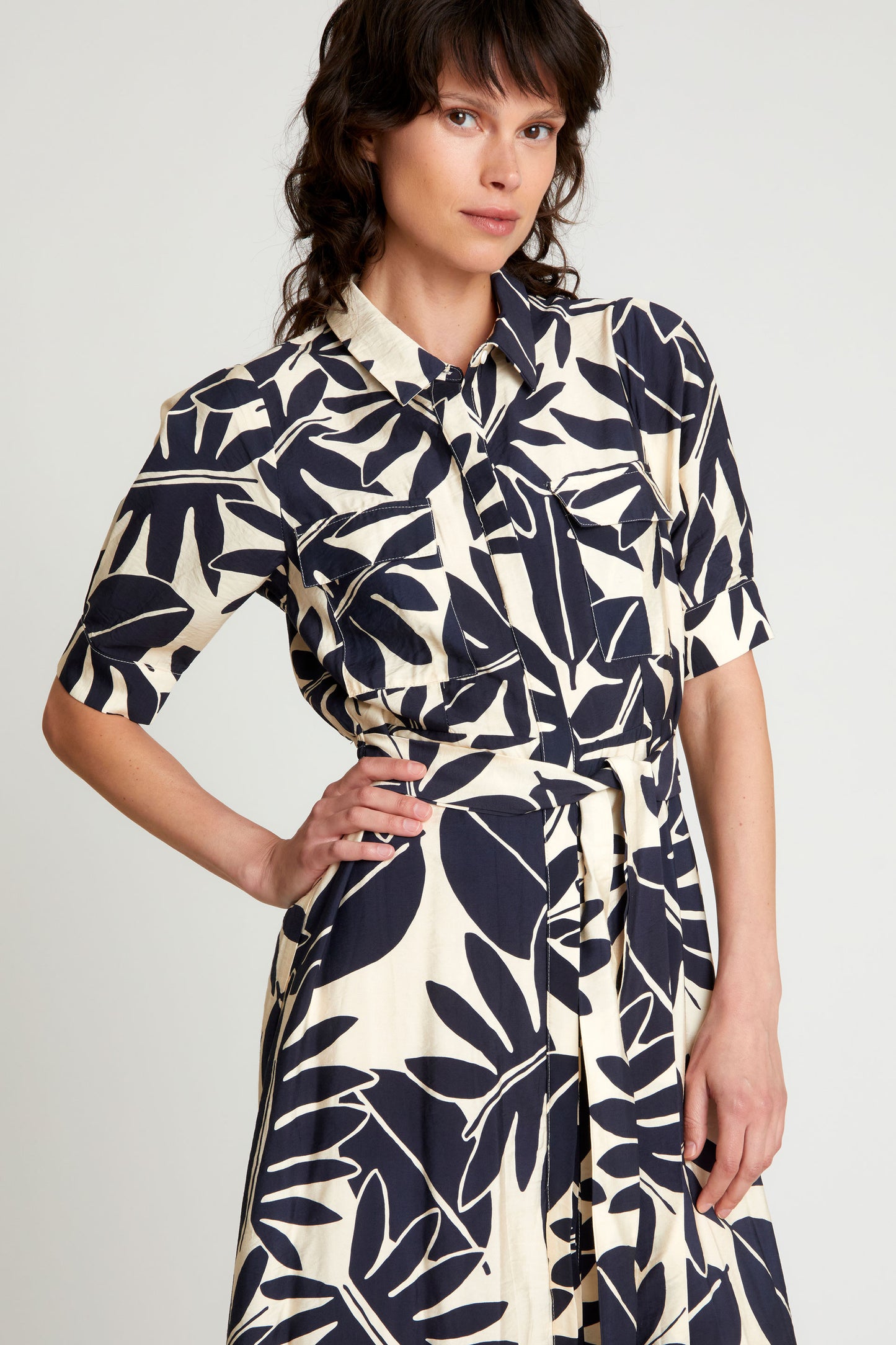 BLACK WHITE MIDI FLOWER DRESS