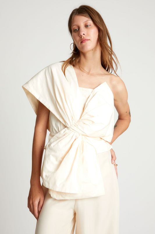 WHITE ASYMMETRIC DESIGN TOP