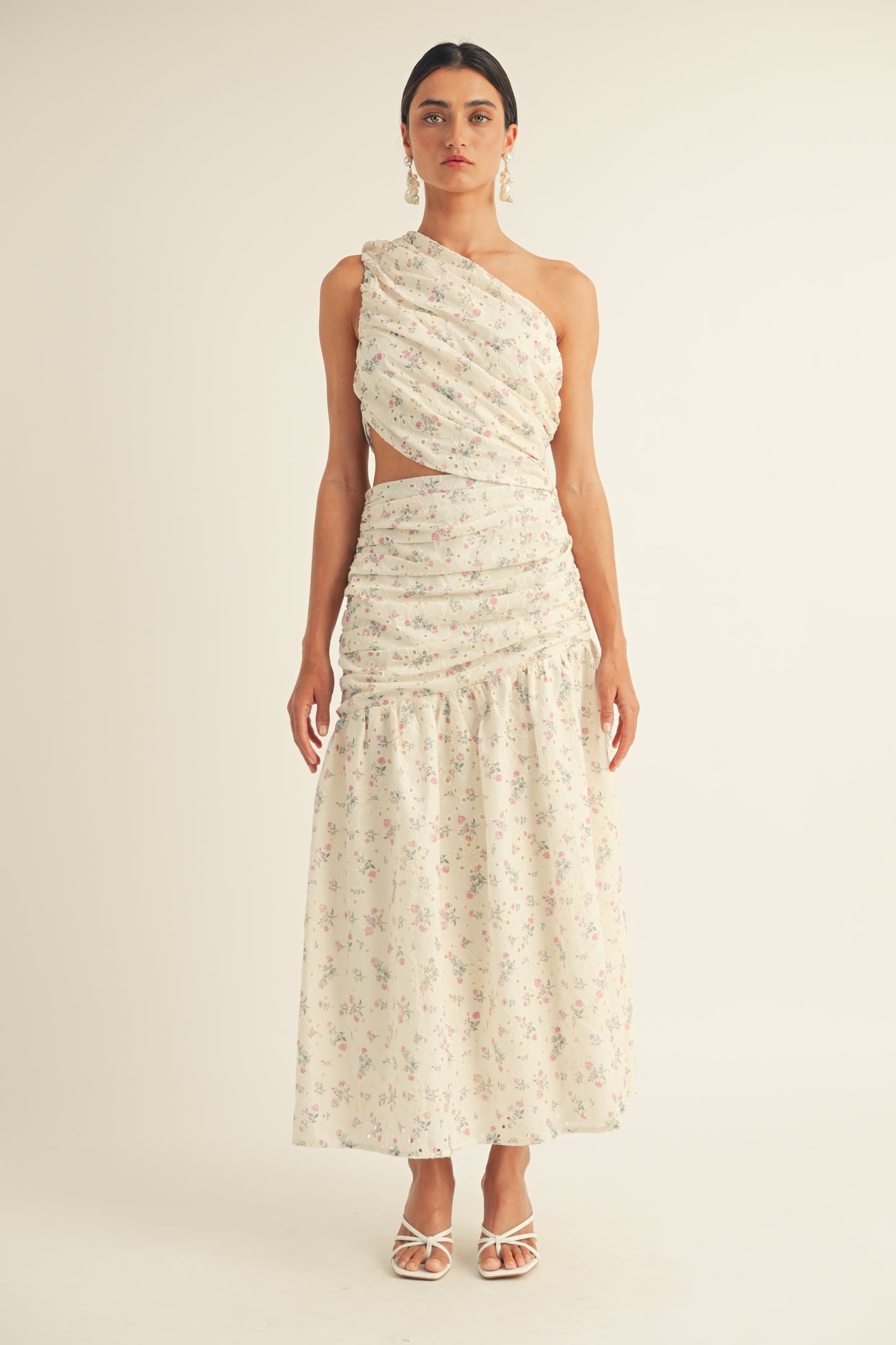 IVORY FLORAL MAXI DRESS