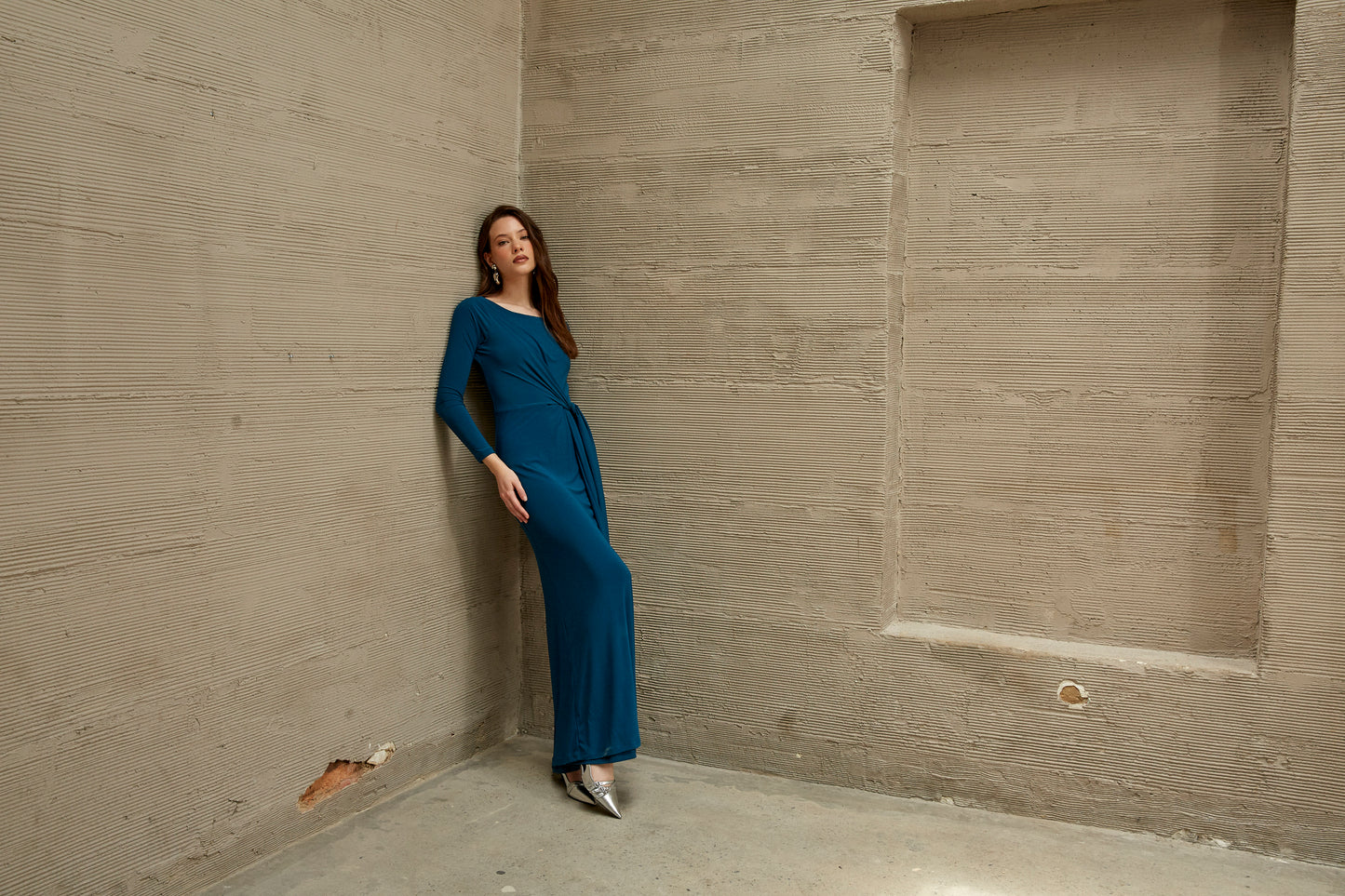 SAGA NAVY KNOT MAXI DRESS