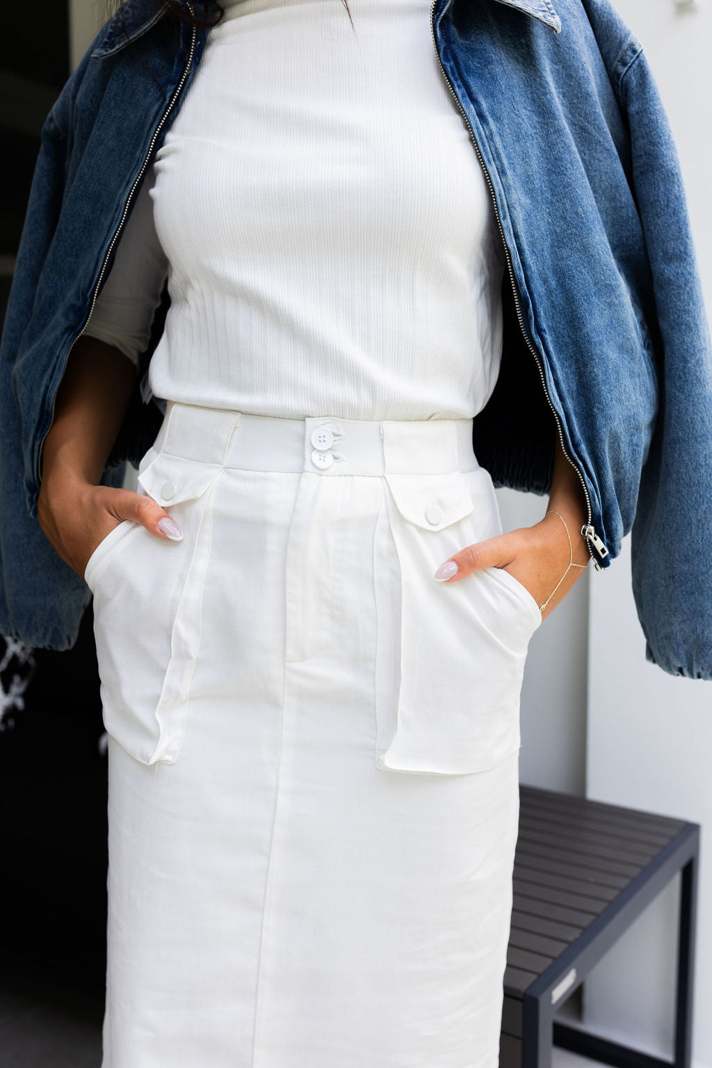 WHITE CANVAS MIDI SKIRT