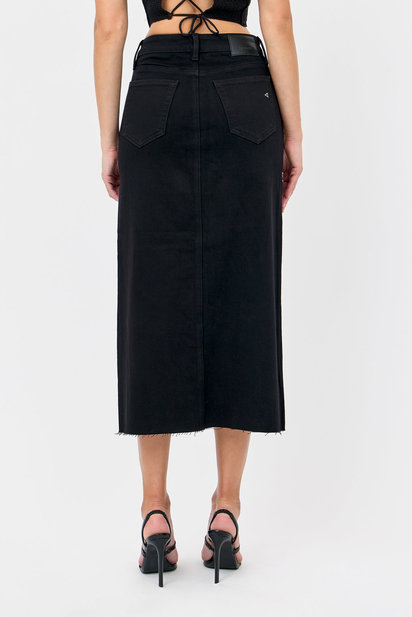 BLACK RISE MIDI SKIRT