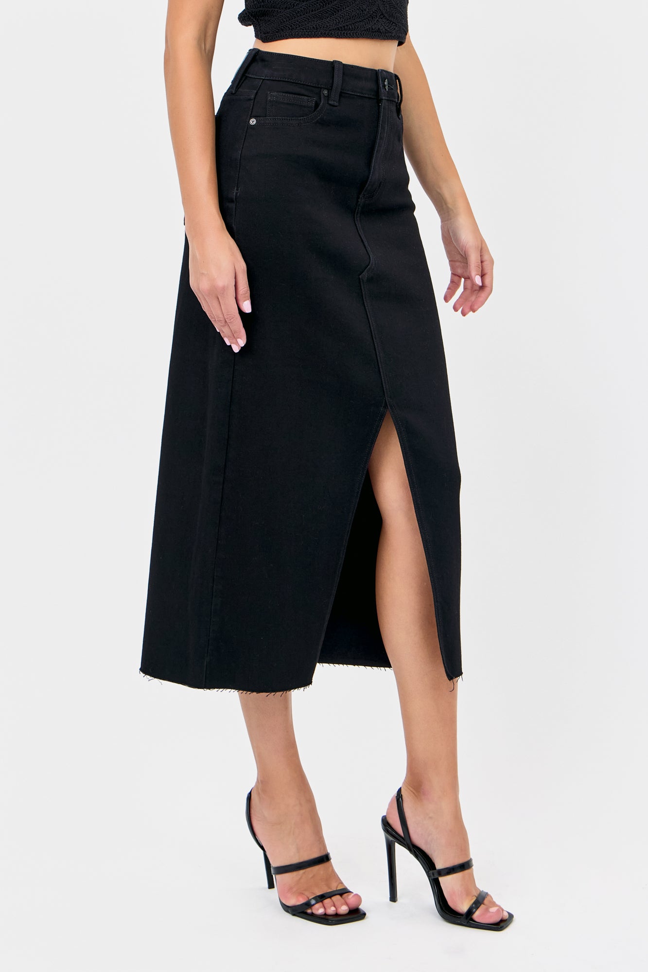 BLACK RISE MIDI SKIRT