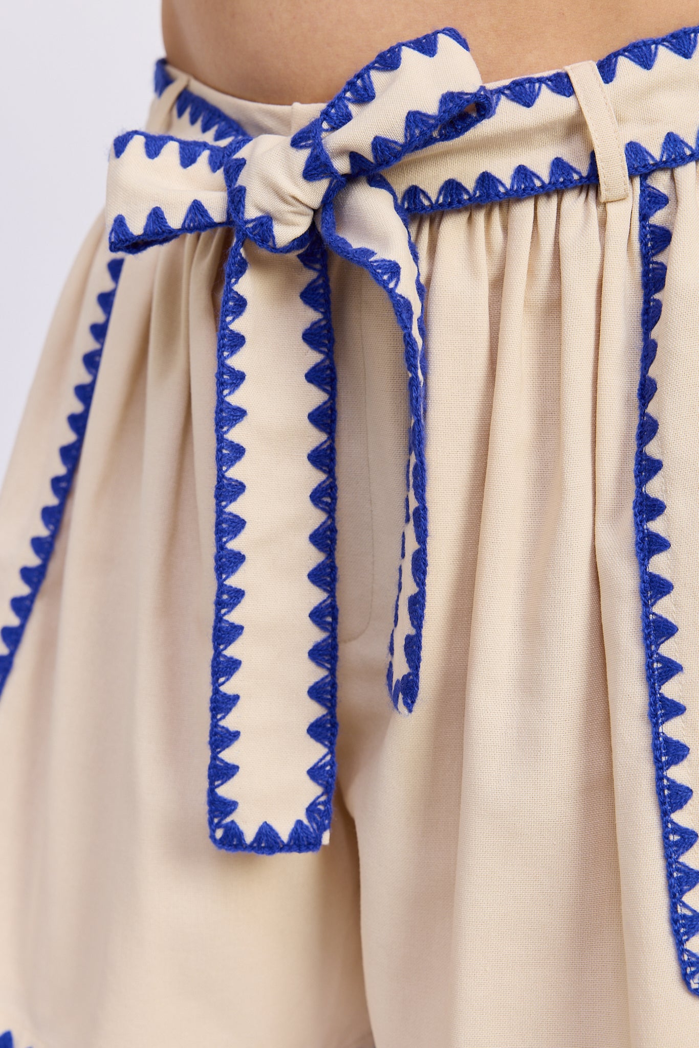 NATURAL COBALT BELTED SHORTS