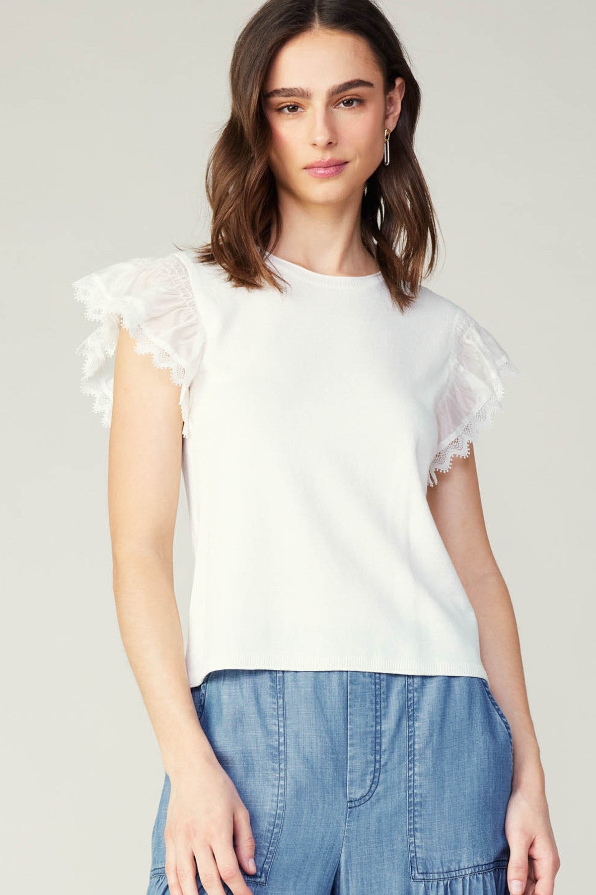 WHITE WOVEN SWEATER COMBO TOP