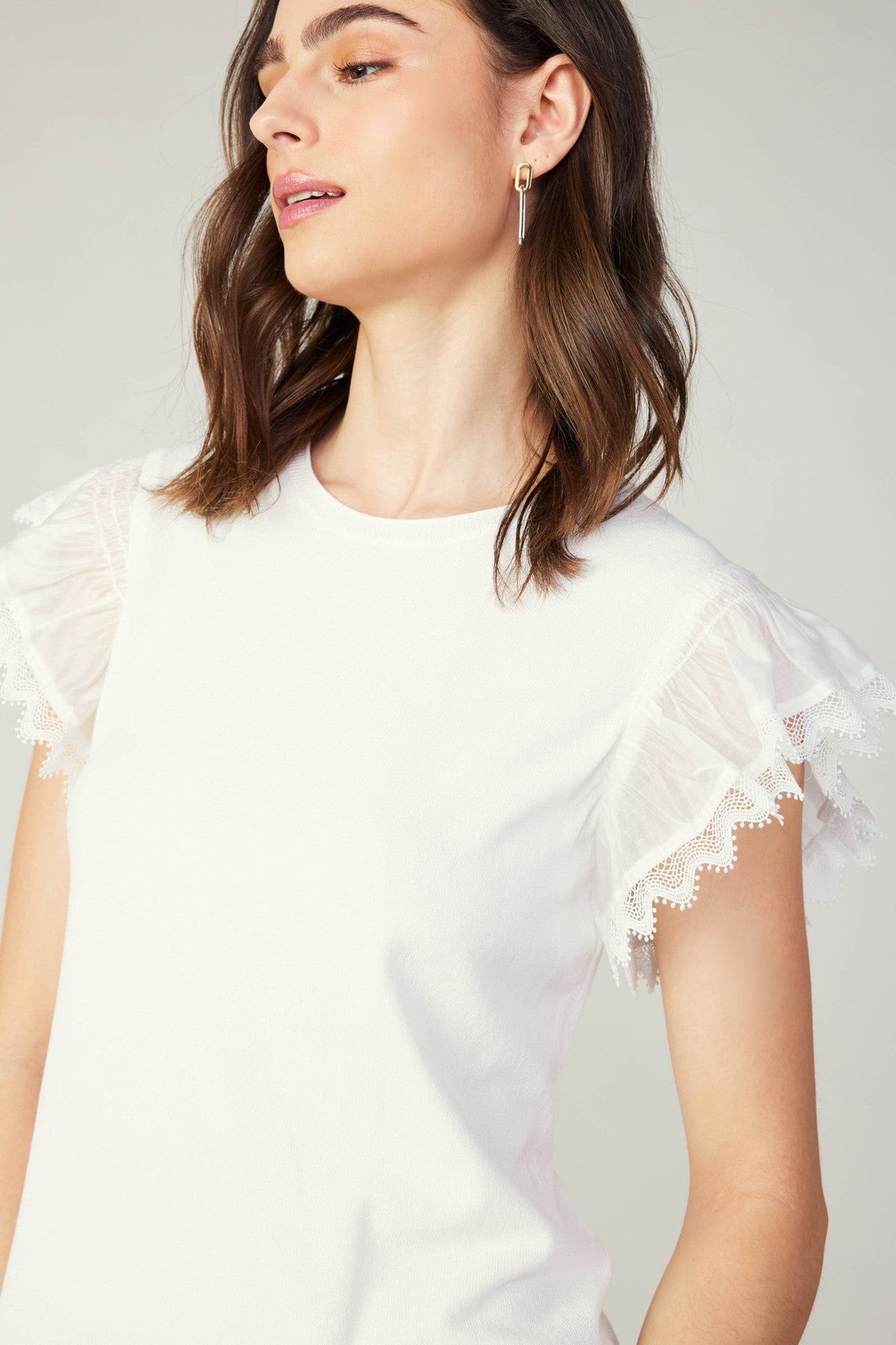 WHITE WOVEN SWEATER COMBO TOP