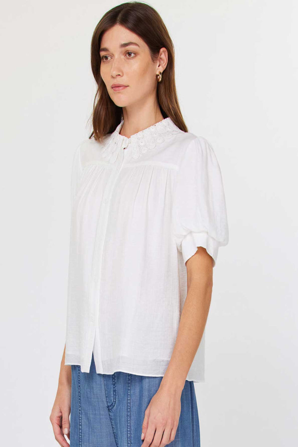 WHITE LACE SHIRTS TOP