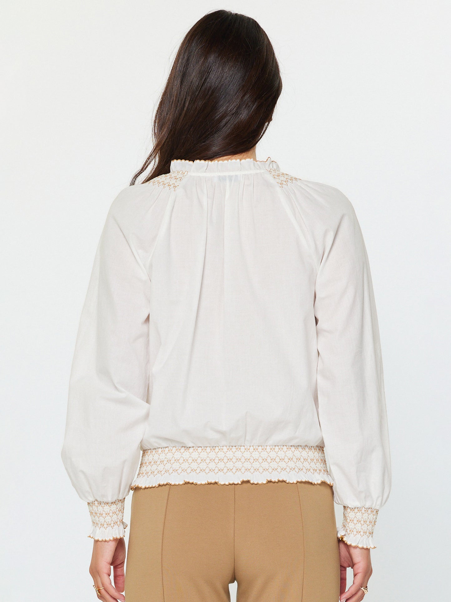 WHITE V NECK BLOUSON TOP