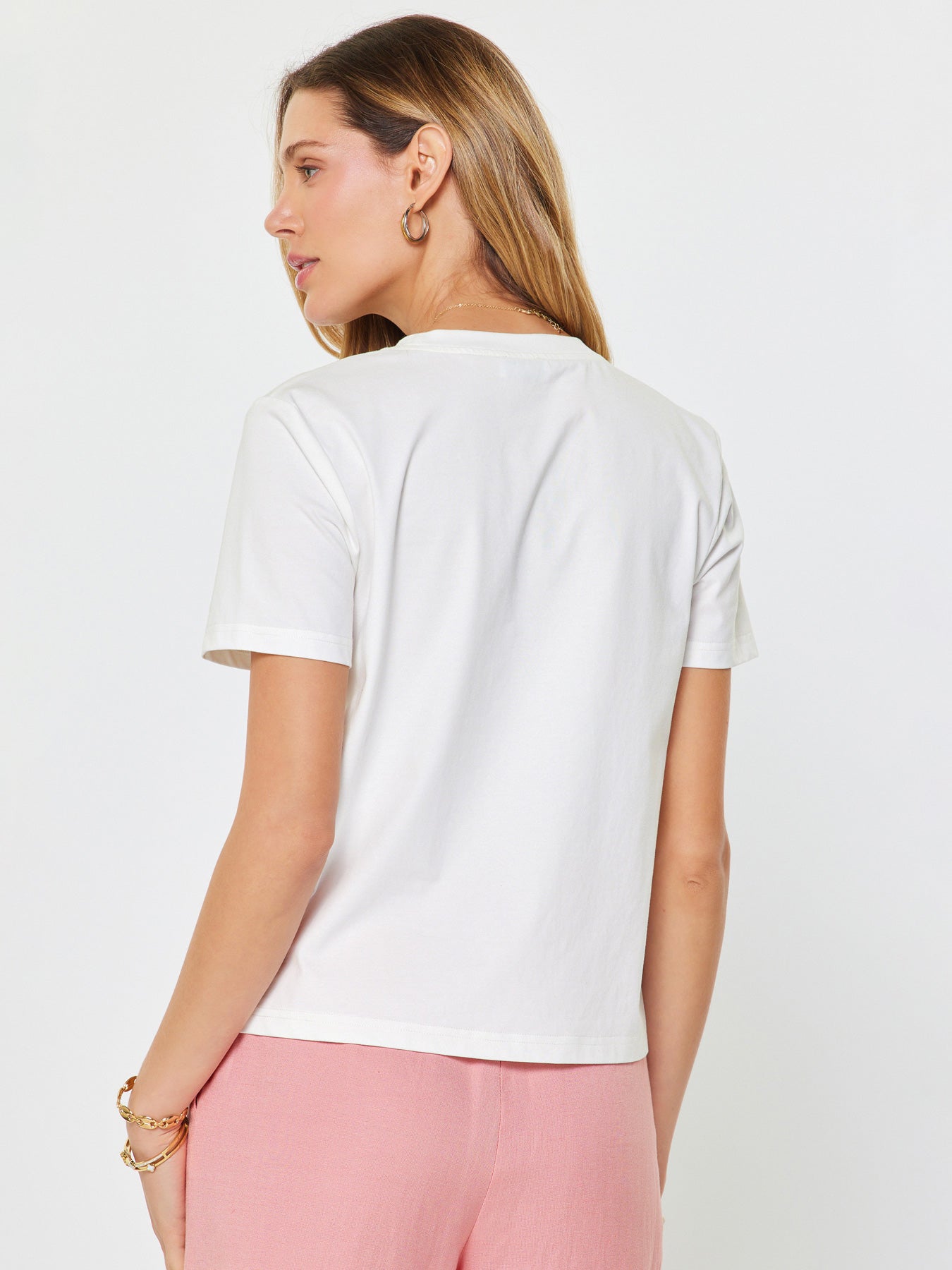 WHITE EMBROIDERED T-SHIRT