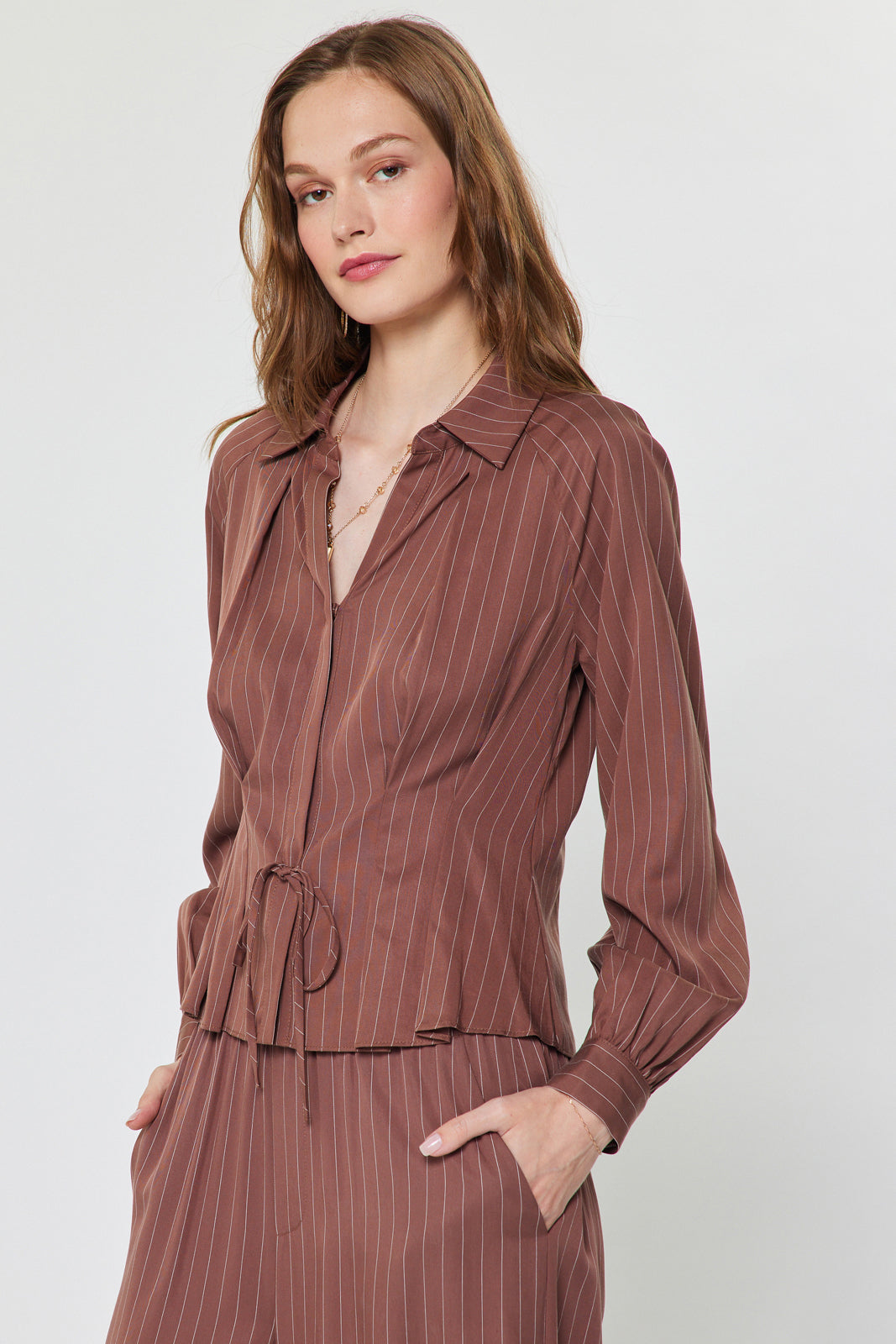 MOCHA STRIPED COLLARED BUTTON TIE SHIRT