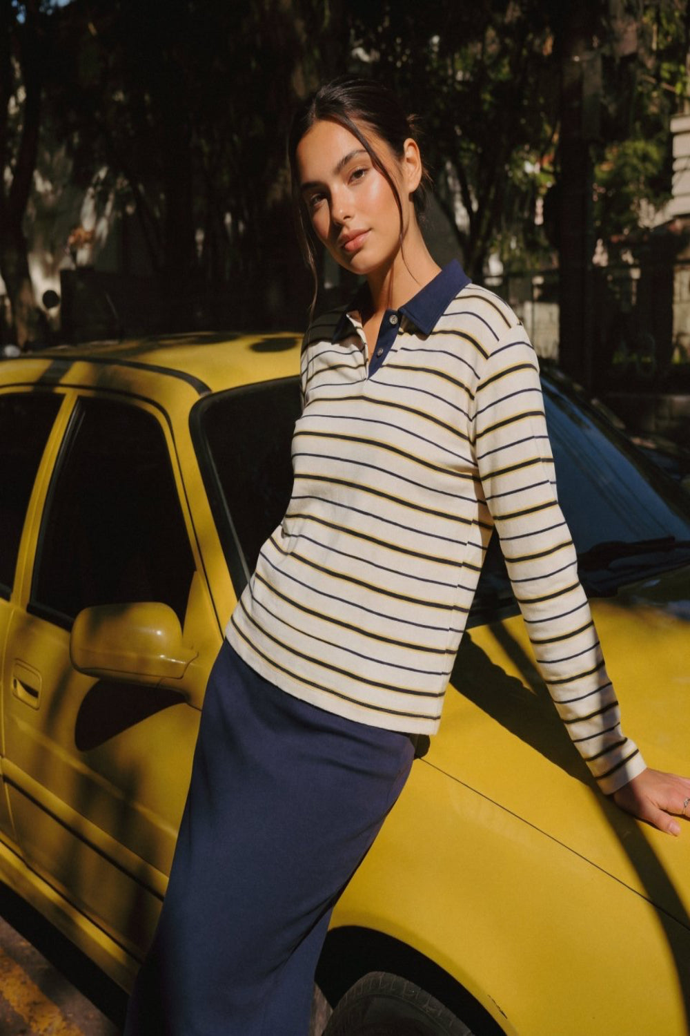 IVORY NAVY BENNIE TOP