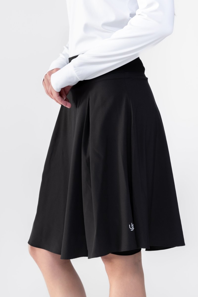 BLACK ACHIEVE SKIRT