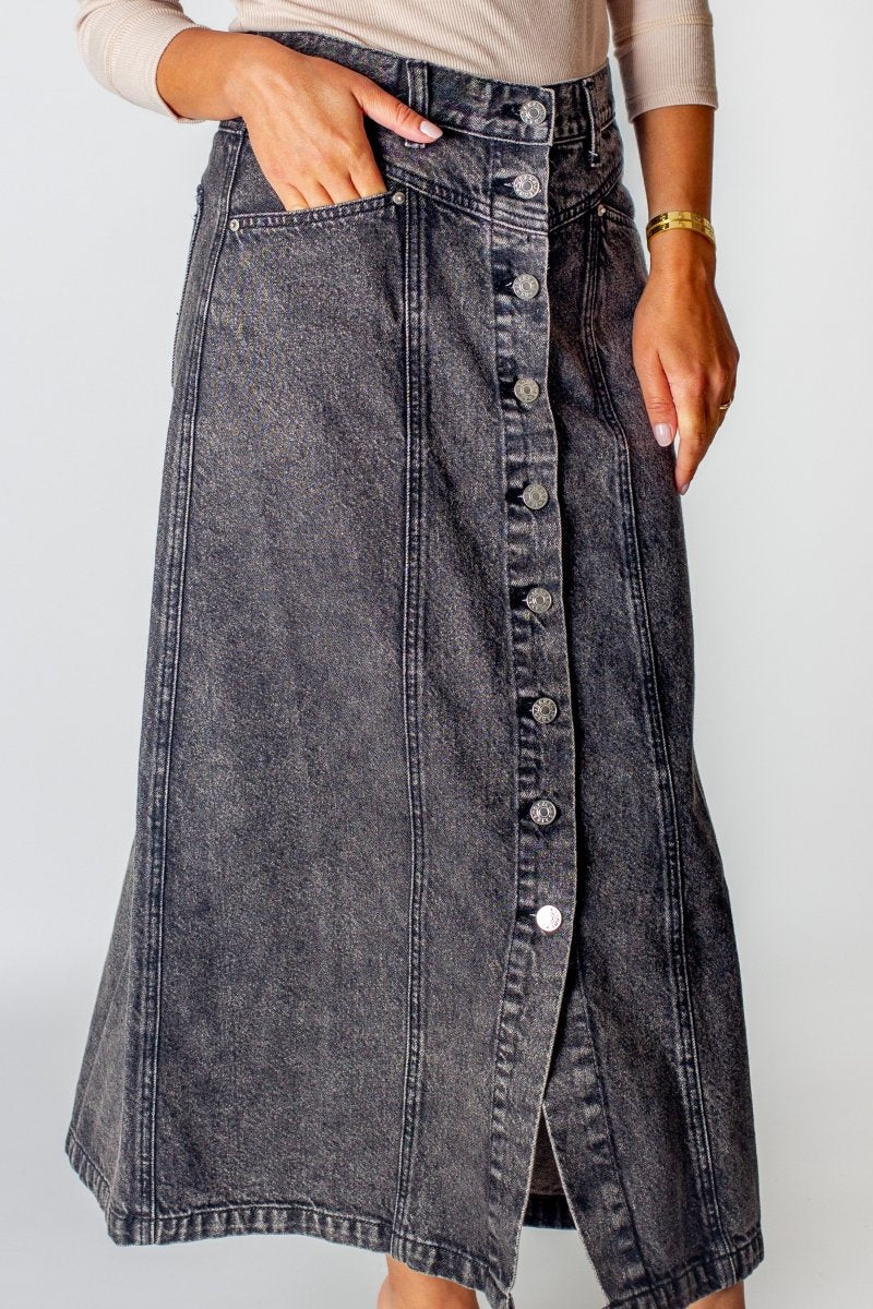 BLACK ARIELLA SKIRT