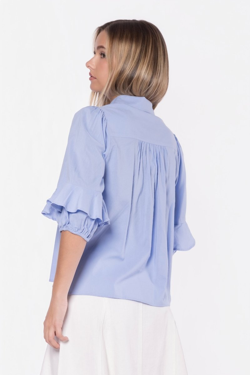 LIGHT BLUE ALMA TOP