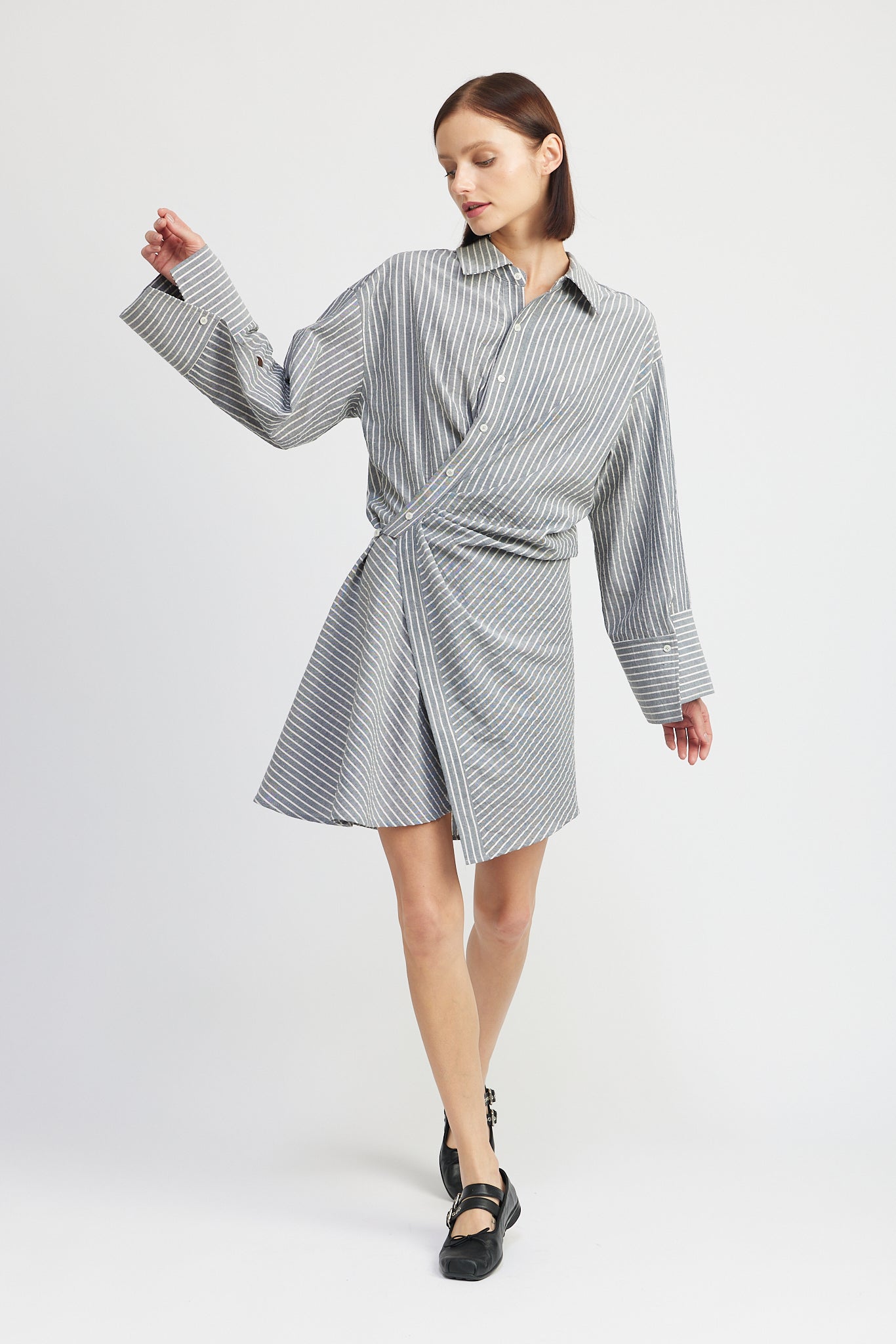 GRAY ASYMETRIC BUTTON SHIRT MINI DRESS