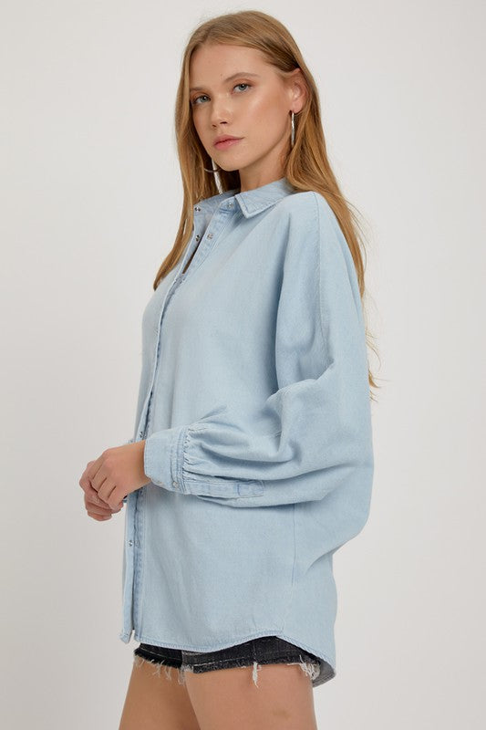 LIGHT DENIM BUTTON TOP